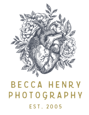 becca henry photography logo
